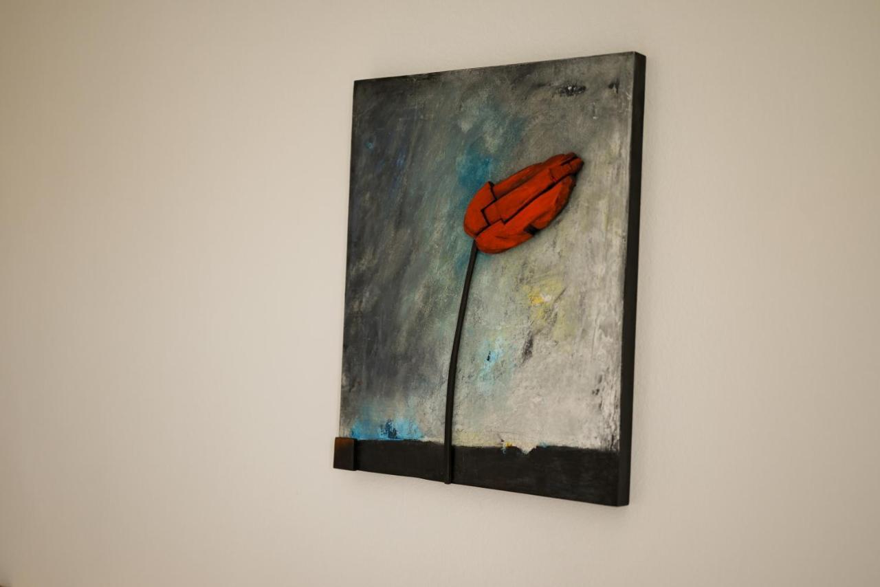 Apartments Art โตรกีร์ ภายนอก รูปภาพ